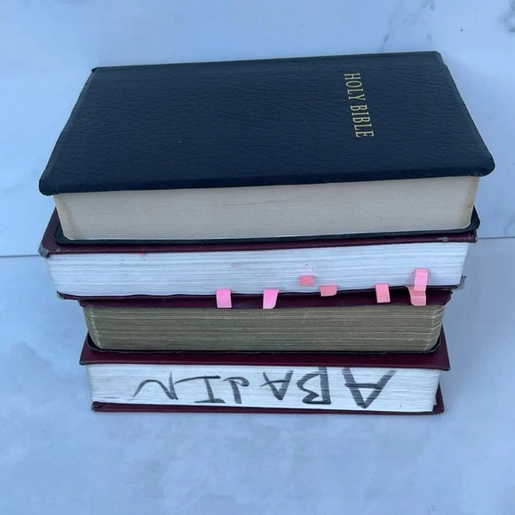 Four Holy Bibles Maroon and Black Sz 9"x6" - Picture 9 of 11